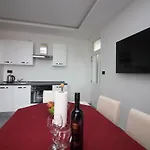 Toni Apartamento