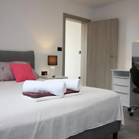 Toni Apartment *