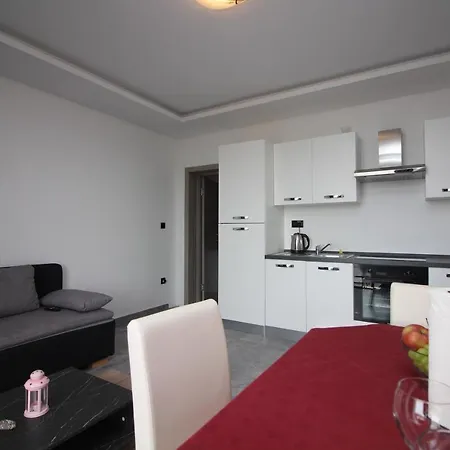 Apartment Toni *