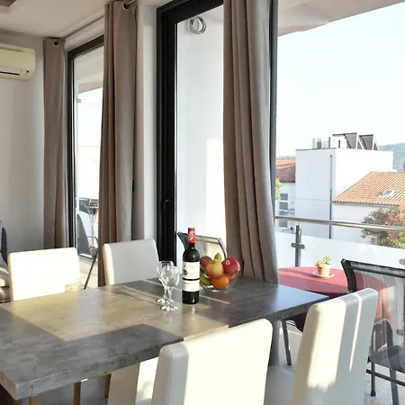 Apartment Toni *