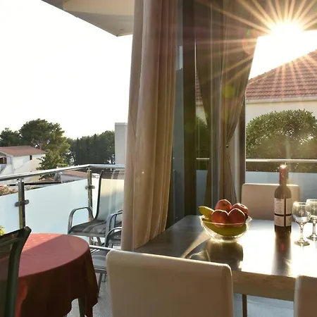 Toni Apartment *