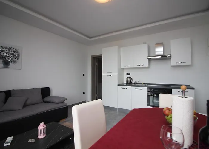Apartament Toni *