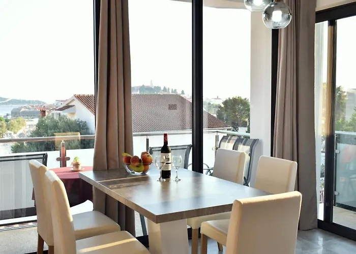 Toni Apartament Primošten